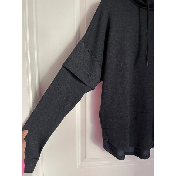 Under Armour Shirt - Picture 3 of 3